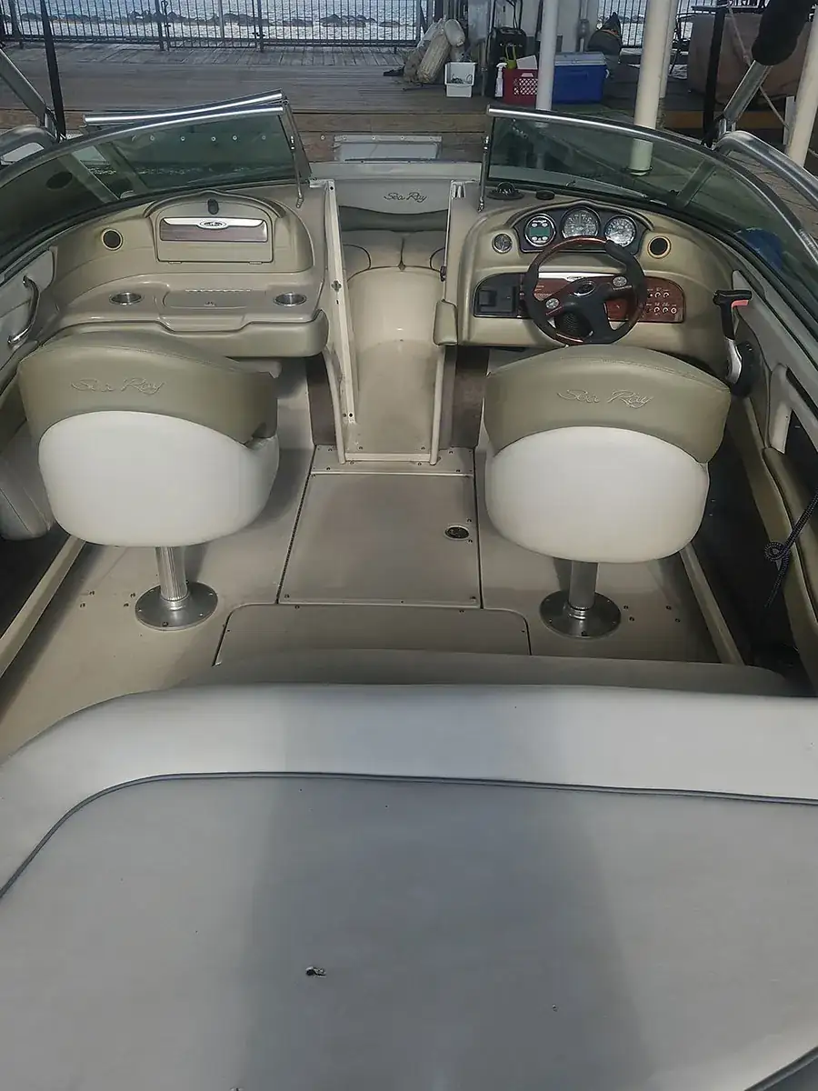 Captained Watersports & Ski Boat on Lake Lewisville - Mutineers Charter Services