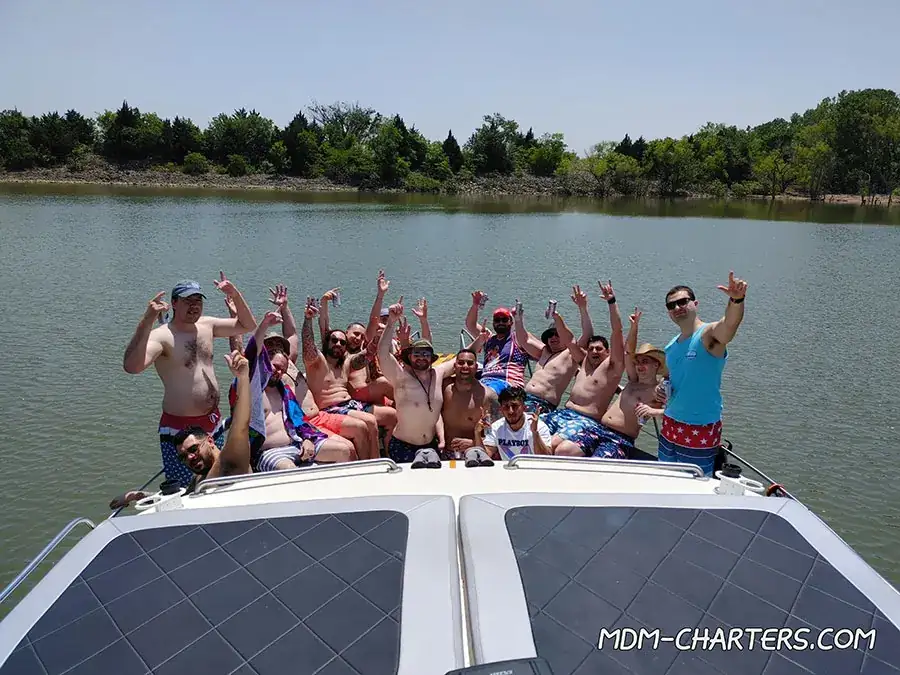 Anniversaries on Lake Lewisville - Mutineers Charter Services