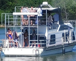 Boat Rental Services Hickory Creek Tx