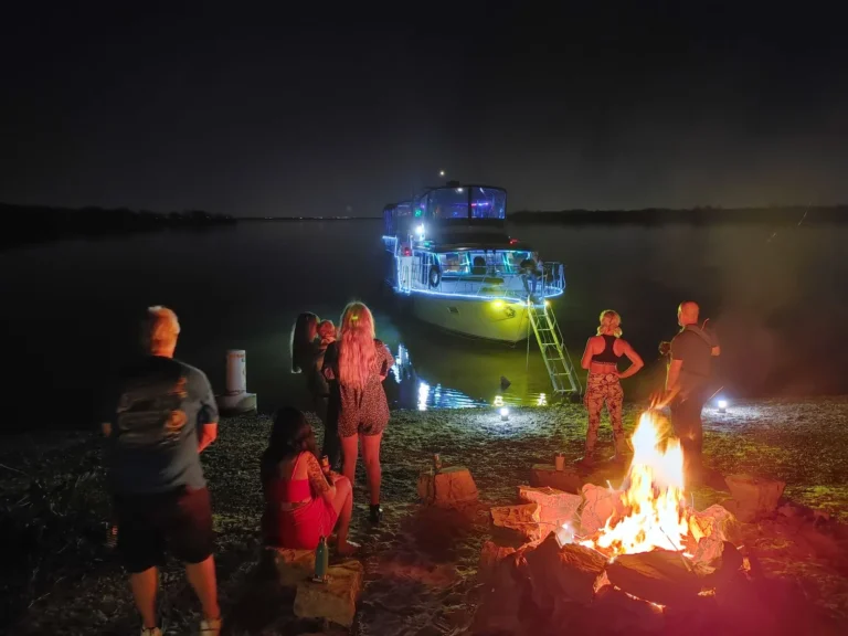 Gypsy Danger Yacht Image